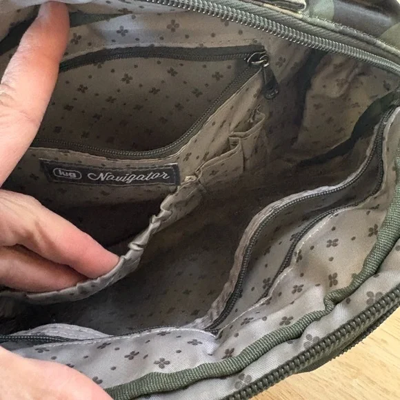 Lug Navigator Camo Quilted Messenger Bag - Picture 7 of 14